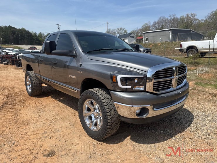 2008-dodge-1500-image-1