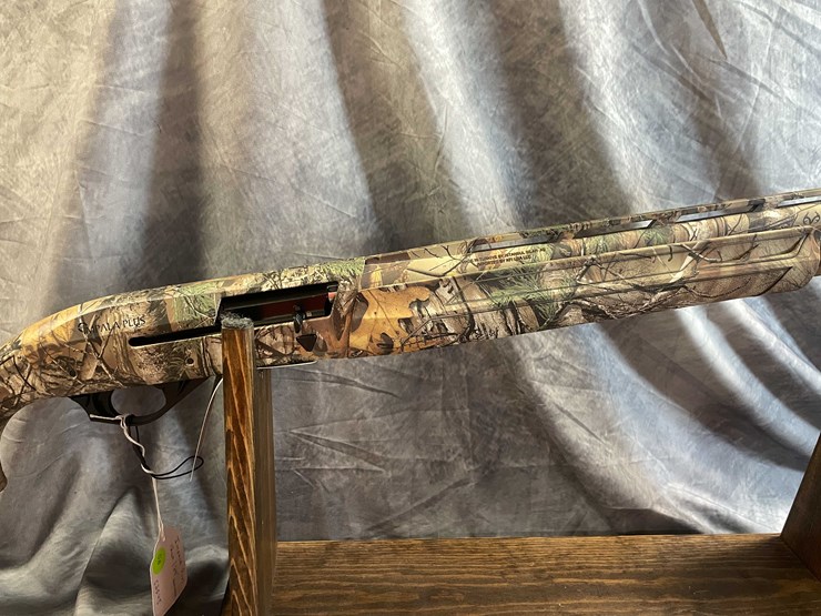 #10113-•-impala-plus-xtra-f,-12-ga.-semi-auto-shotgun,-sn:-60-h22yt-005490-image-4