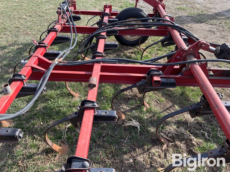 international-4500-image-16