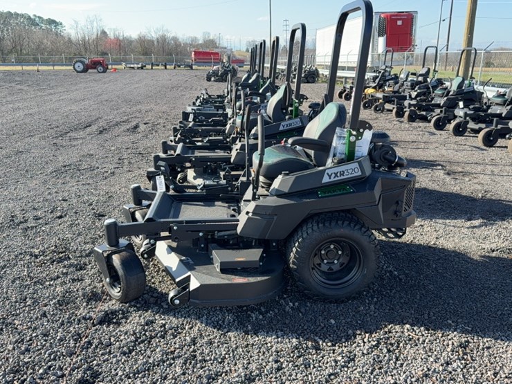 #4046-•-yakta-yxr-320-zero-turn-mower-image-13