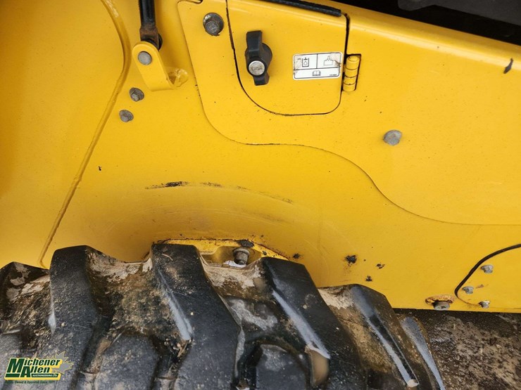 caterpillar-262d3-image-33