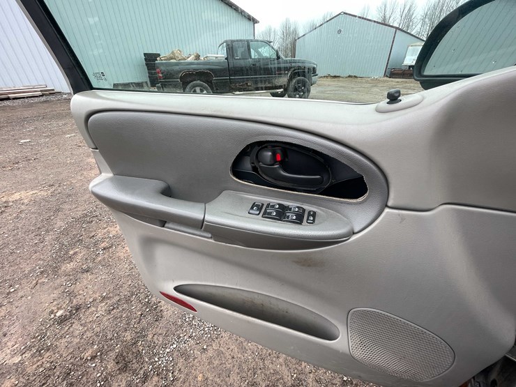 2003-chevrolet-trailblazer-image-54