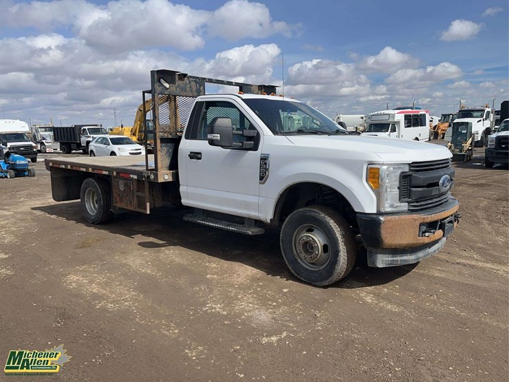 2017-ford-f350-image-7