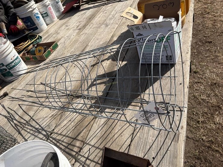 tomato-cages-image-1