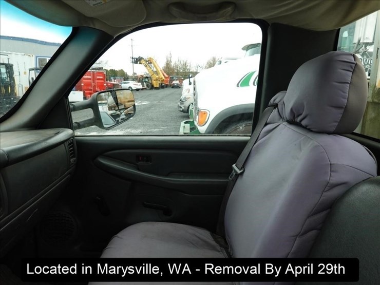 2006-gmc-2500-image-21