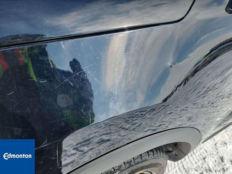 2018-ford-explorer-image-40