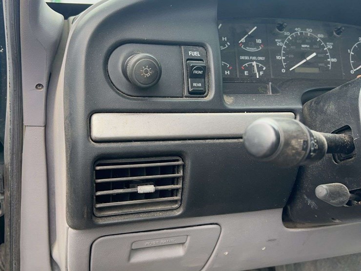 1995-ford-f250-image-84