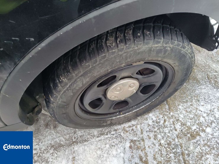 2017-ford-explorer-image-9