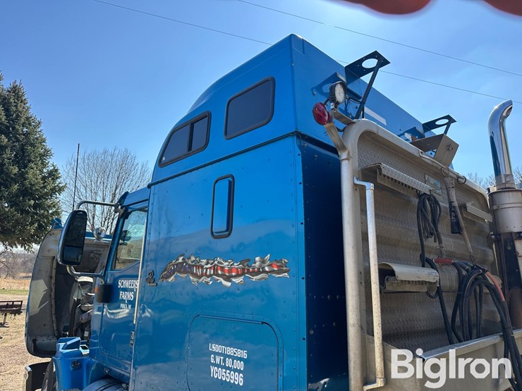 2000-international-2000-image-15