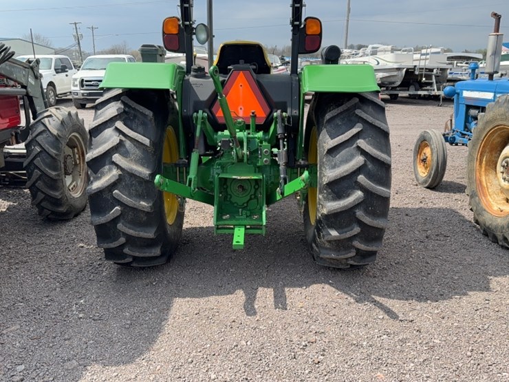 john-deere-5065e-image-10