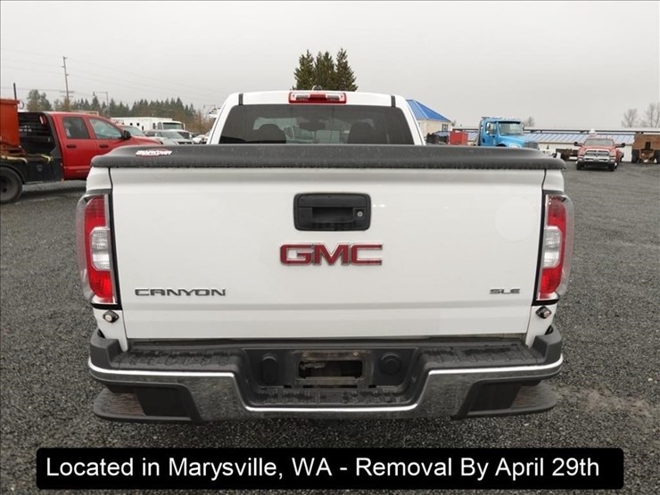 2017-gmc-canyon-image-19