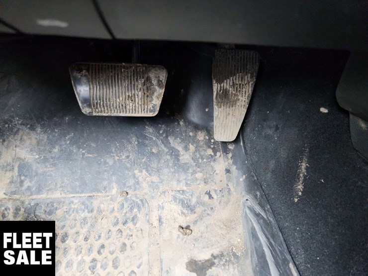 2013-dodge-1500-image-24