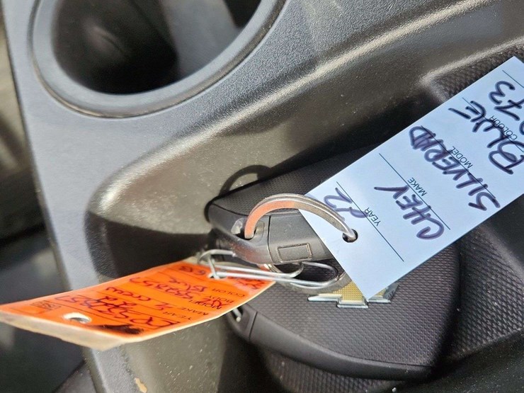 2022-chevrolet-silverado-1500-image-25