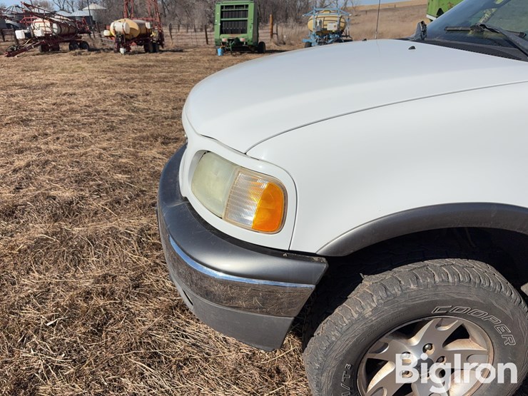 2002-ford-f150-xlt-image-9