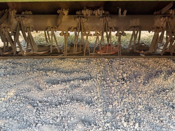 john-deere-1326-image-4