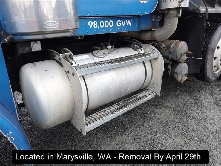 1997-peterbilt-378-image-30