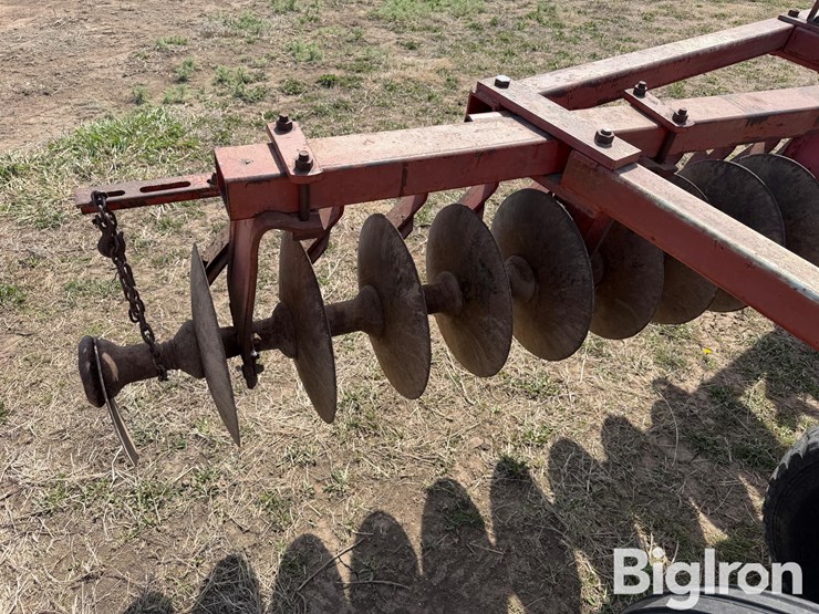 massey-ferguson-520-image-19