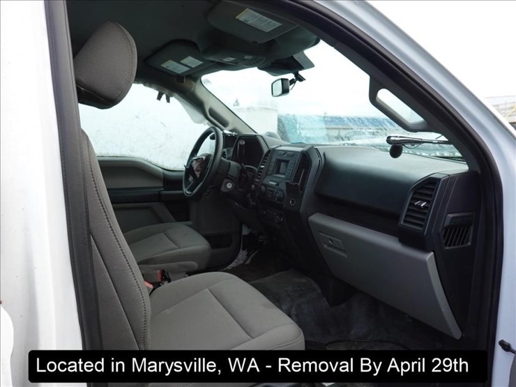 2019-ford-f150-xl-image-2