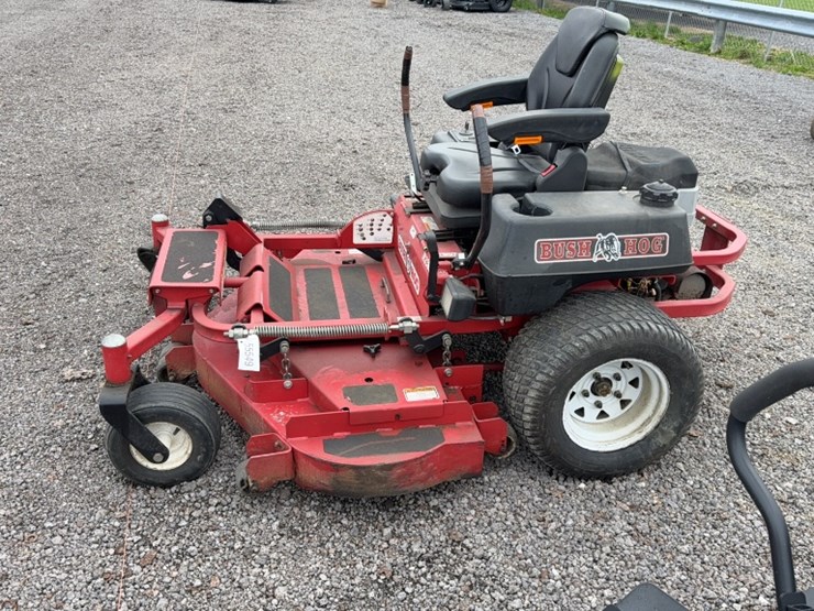 bush-hog-m2360-image-12