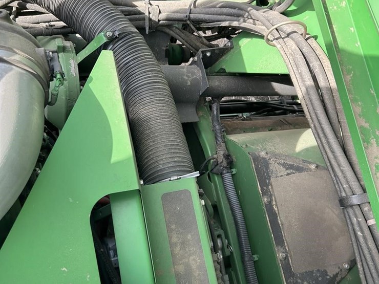 2012-john-deere-s690-image-57