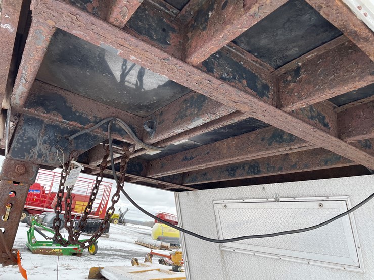 #280-•-2015-united-uxgn-8.536tr80-(3)-axle-enclosed-trailer-(has-wi.-title)-(mason,-wi)-image-14