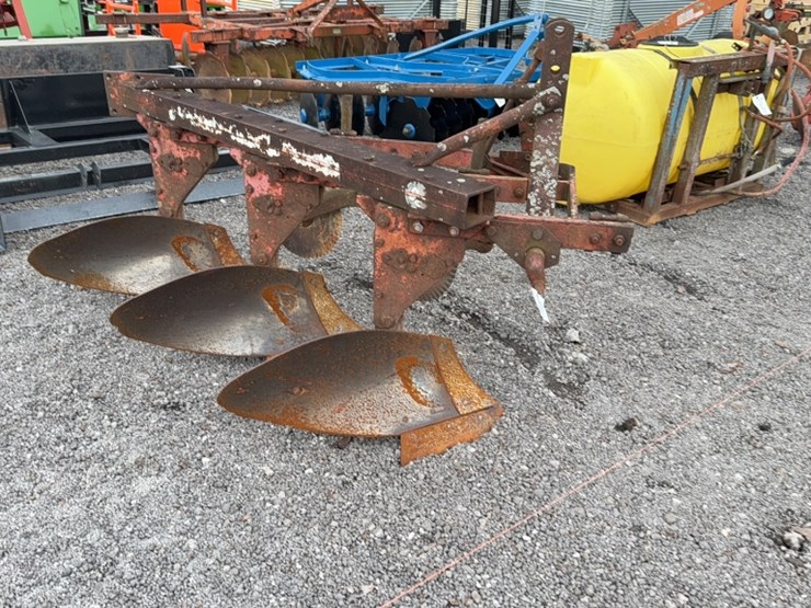 massey-ferguson-3-image-1