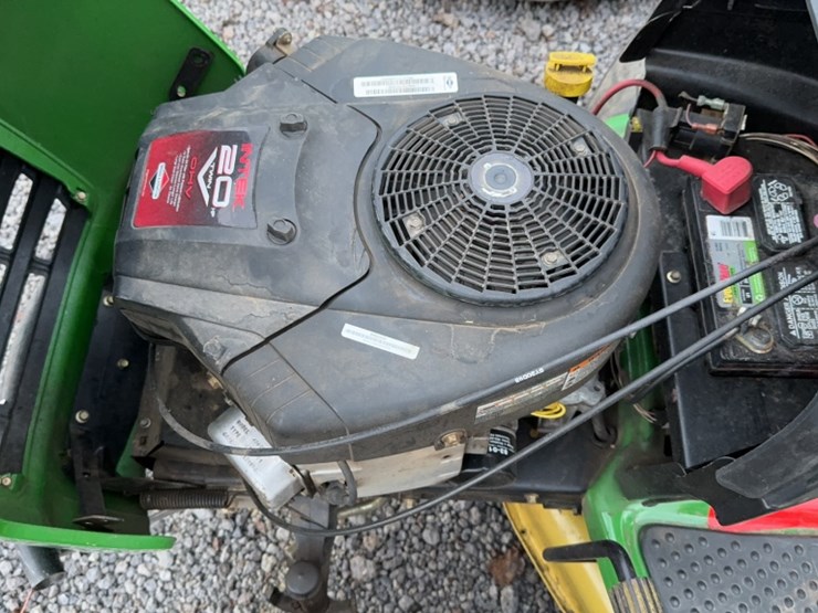 2004-john-deere-l120-image-10