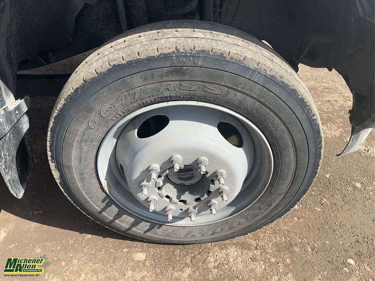 2018-ford-f550-image-12