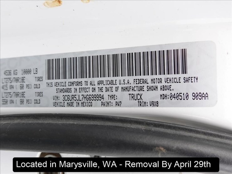 2017-dodge-2500-image-14