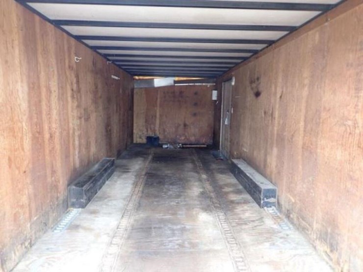 2011-car-mate-trailers-24-ft-t/a-enclosed-trailer-image-23