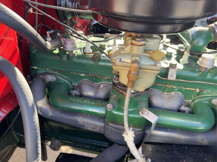 1937-international-d2-panel-truck-image-69