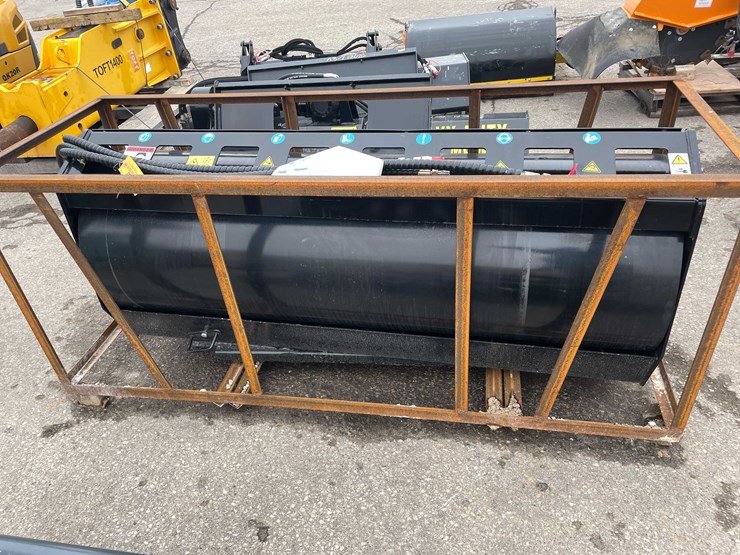 #7039-•-unused-agt-72"-hydraulic-vibratory-roller-(o10)-image-5