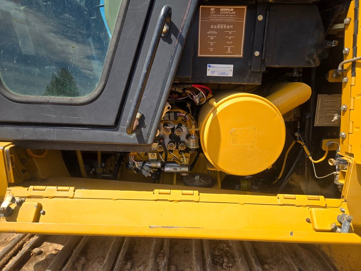 2001-caterpillar-953c-image-25