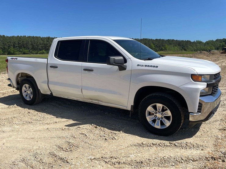 2019-chevrolet-silverado-1500-image-4