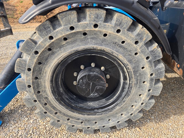 2015-genie-gth1056-image-80