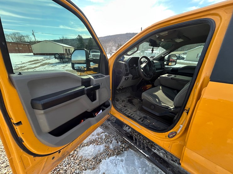 2018-ford-f250-image-26