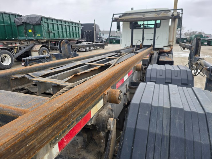 #22590-•-2007-mack-cv713-granite-roll-off-truck-image-71