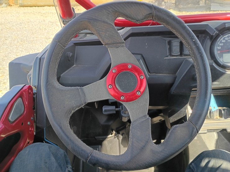 2015-polaris-ranger-image-37