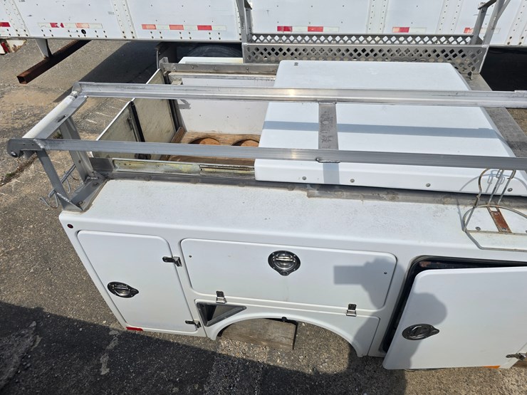 #22631-•-utility-bed-image-3