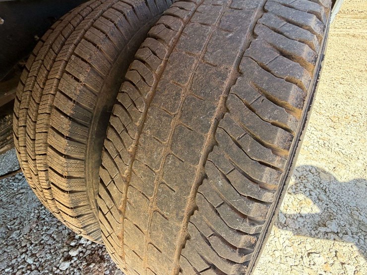 2015-ford-f350-image-26