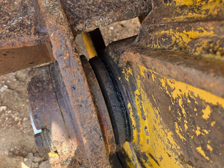 2003-caterpillar-320c-image-94