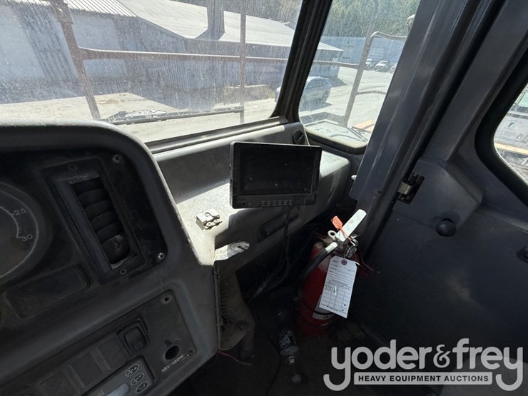 2006-hitachi-eh750-3-image-26