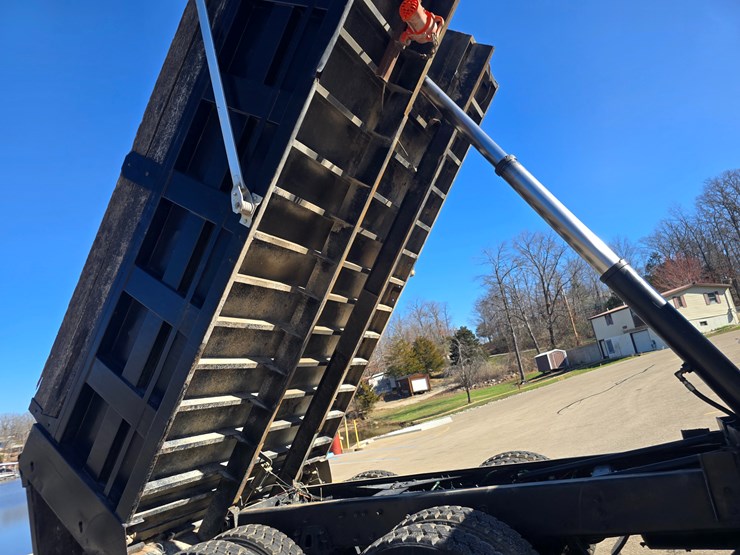 2000-sterling-l9500-image-36