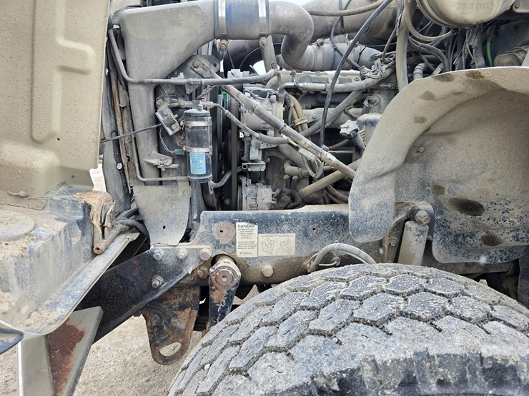 #22589-•-2006-mack-cv713-granite-roll-off-garbage-truck-image-20