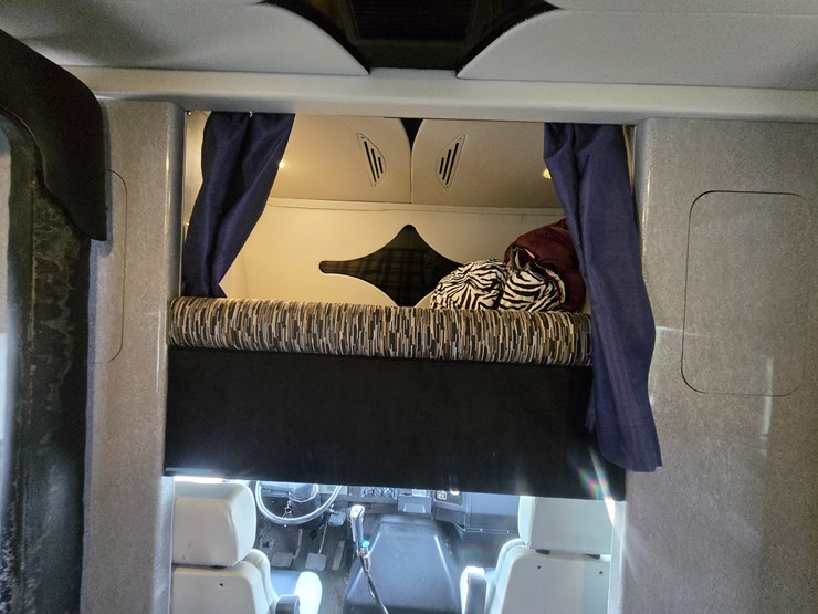 1990-international-4900-image-47