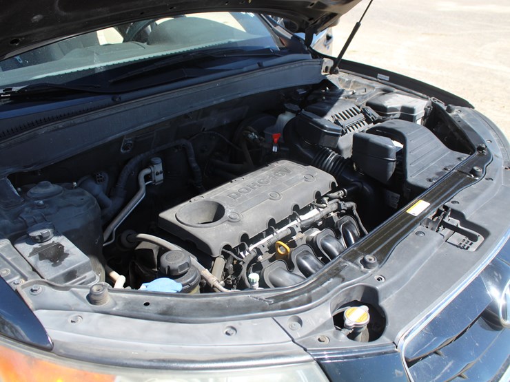 2010-hyundai-santa-fe-image-20