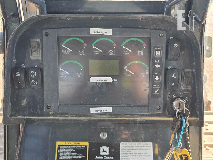 2008-deere-750j-image-17