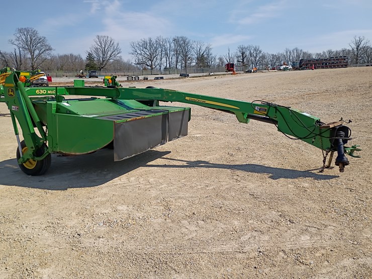 2013-john-deere-630-image-10