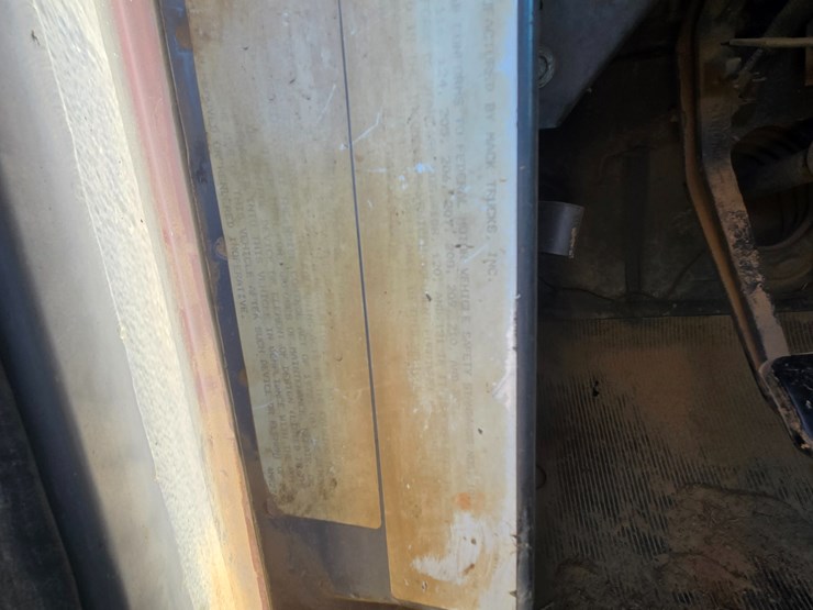 1998-mack-rd688s-image-88