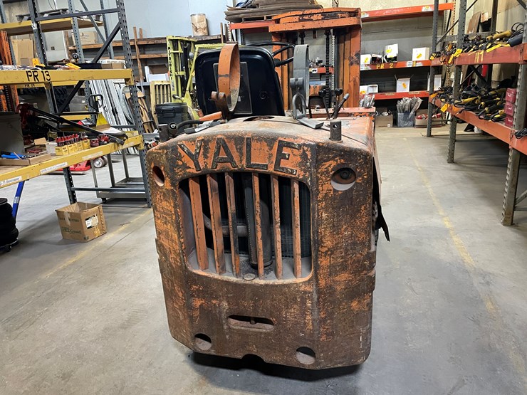 #1466-•-yale-5000-lb-lift-capacity-forklift-(pr4)-image-6